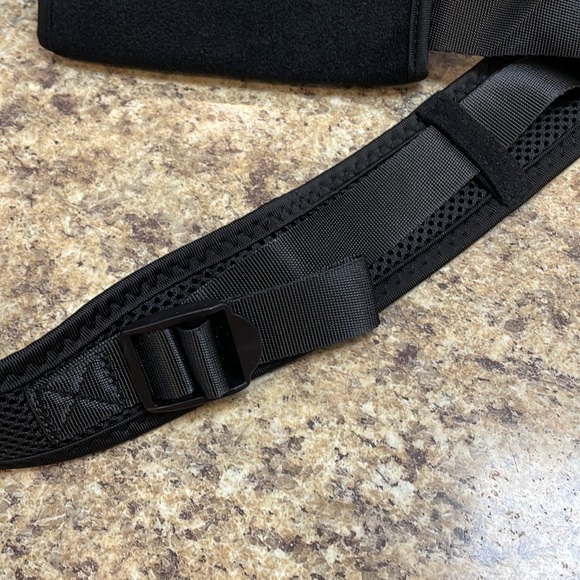 COPY - KOOLFIT Back Posture Corrector.  Black  Prevents Slouching & Hunching. N… - Picture 4 of 7